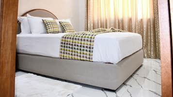 1 chambre, fer et planche Ă repasser, Wi-Fi, draps fournis