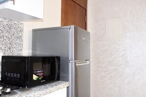 Microwave, oven, stovetop