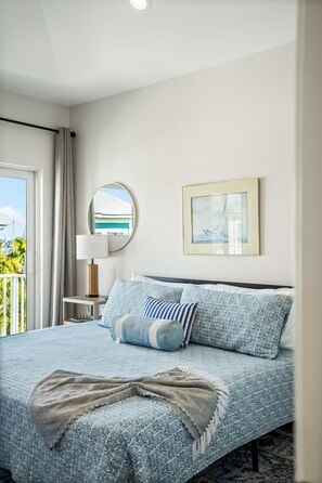 4 habitaciones, escritorio, tabla de planchar con plancha y wifi gratis 