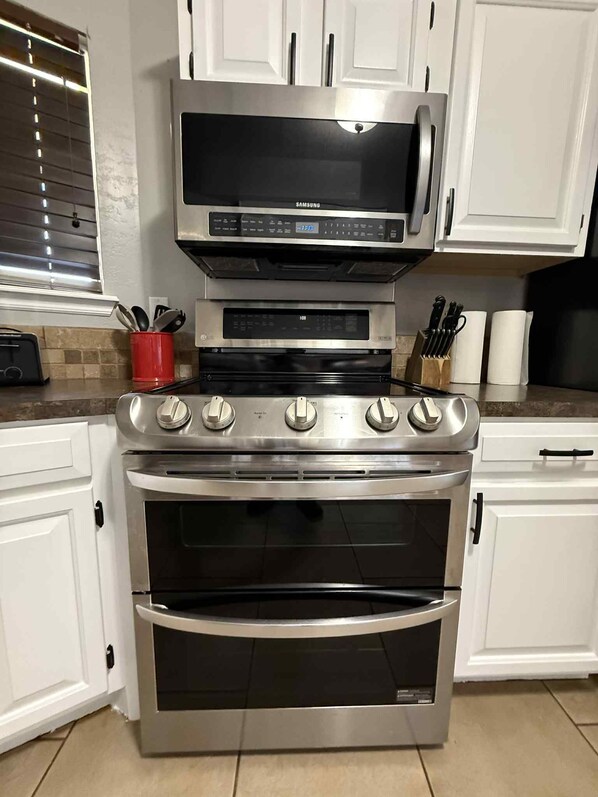 Microwave, oven, stovetop, dishwasher
