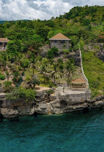 Cliffvue Homestead — East House