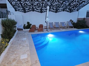 Piscine extérieure, piscine chauffée