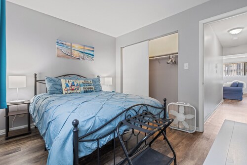 Spacious2BR/Work Crews & Families/Sleeps6/desk/Parking/WIFI/Pet friendly