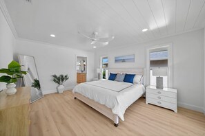 3 bedrooms, iron/ironing board, travel crib, free WiFi
