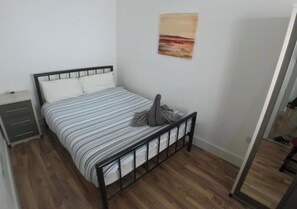 1 bedroom, iron/ironing board, WiFi, bed sheets