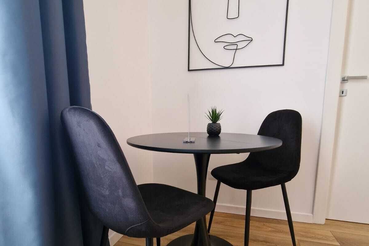 Quarto triplo | Escrivaninha, espaço de trabalho para notebook, Wi-Fi de cortesia