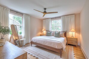 2 sovrum, strykjärn/strykbräda, gratis wi-fi och sängkläder