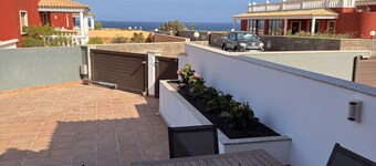 Villa Skawi - Cliffside Retreat
