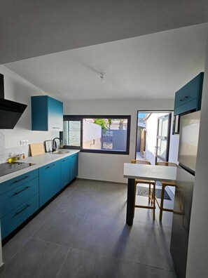 Microwave, oven, stovetop