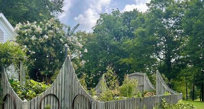 Bird Song Guest House - Luxury Retreat in a pastoral setting - Franklin, TN
