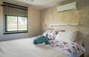 Wi-Fi de cortesia, roupa de cama