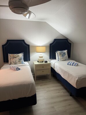 2 bedrooms, iron/ironing board, Internet, bed sheets