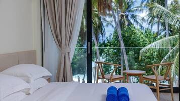 Coffres-forts dans les chambres, fer et planche Ă  repasser