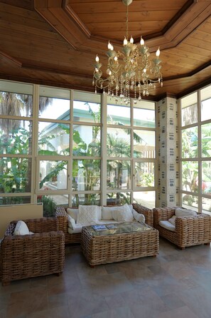 Reception - SARAJET E PASHAIT (Himarë)