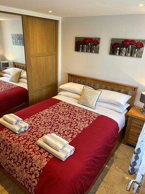 3 dormitorios, tabla de planchar con plancha, wifi y ropa de cama