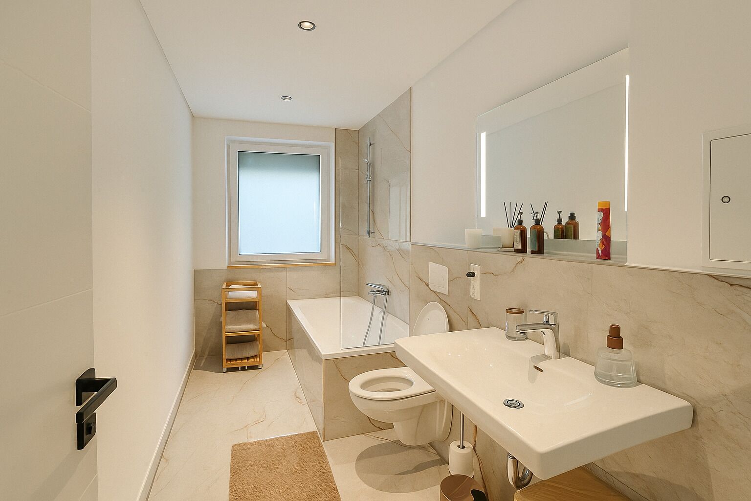 Een bidet, handdoeken, zeep, toiletpapier