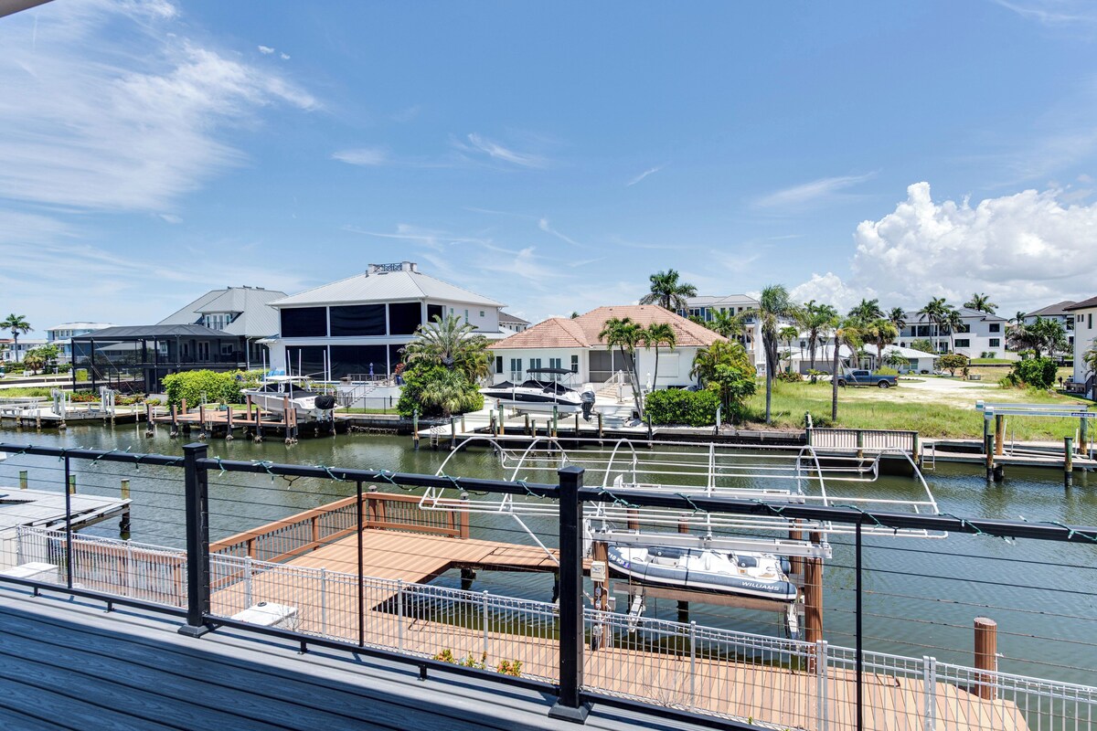 Photo 4 of Naples Waterfront 3 Master en-suites Pool Boat lift