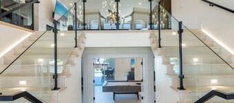 Naples Waterfront 3 Master en-suites Pool Boat lift