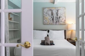 7 室のベッドルーム、WiFi、ベッドシーツ