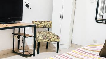 1 bedroom, WiFi, bed sheets