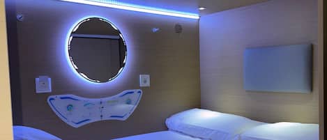 Een laptopwerkplek, gratis wifi