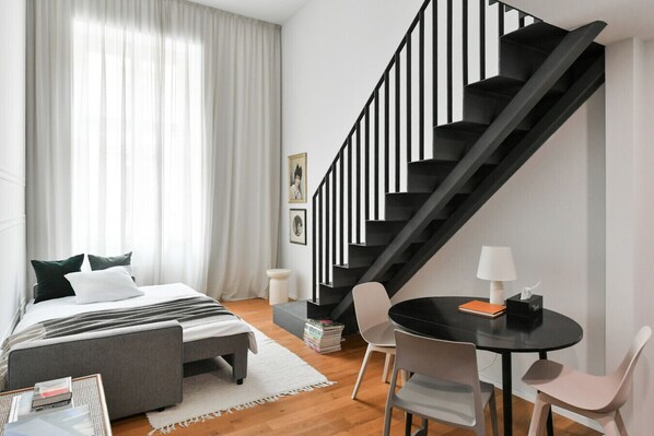 1 غرفة نوم ومكواة/لوح كي وواي فاي مجانًا وملاءات أسرّة