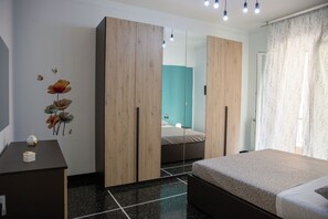 2 bedrooms, iron/ironing board, free WiFi, bed sheets - Spacious apartment in central area with balcony, within walking distance of Scassi Hospital (Genova)