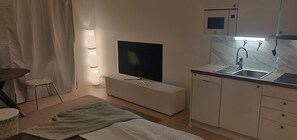 1 habitación, tabla de planchar con plancha y acceso a internet