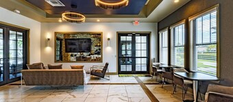 Modern 2BR Fort Myers Condo Pool, BBQ & Near Beaches