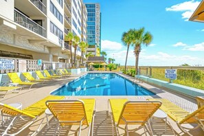Outdoor pool - Shoreham I 4B- Oceanfront 3BR/2BA- Pool (North Myrtle Beach)