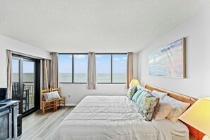 3 bedrooms, free WiFi - Shoreham I 4B- Oceanfront 3BR/2BA- Pool (North Myrtle Beach)