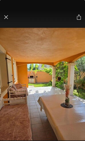 Terrace/patio - SPACIOUS & COMFORTABLE house in MONTEUX, next to Parc Spirou and Wave Island. (Monteux)