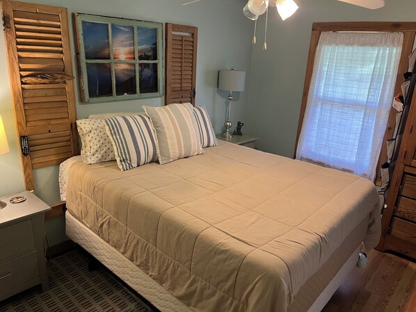 3 bedrooms, free WiFi, bed sheets