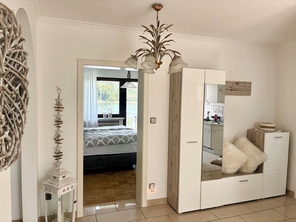 3 slaapkamers, reisbedje, wifi, beddengoed