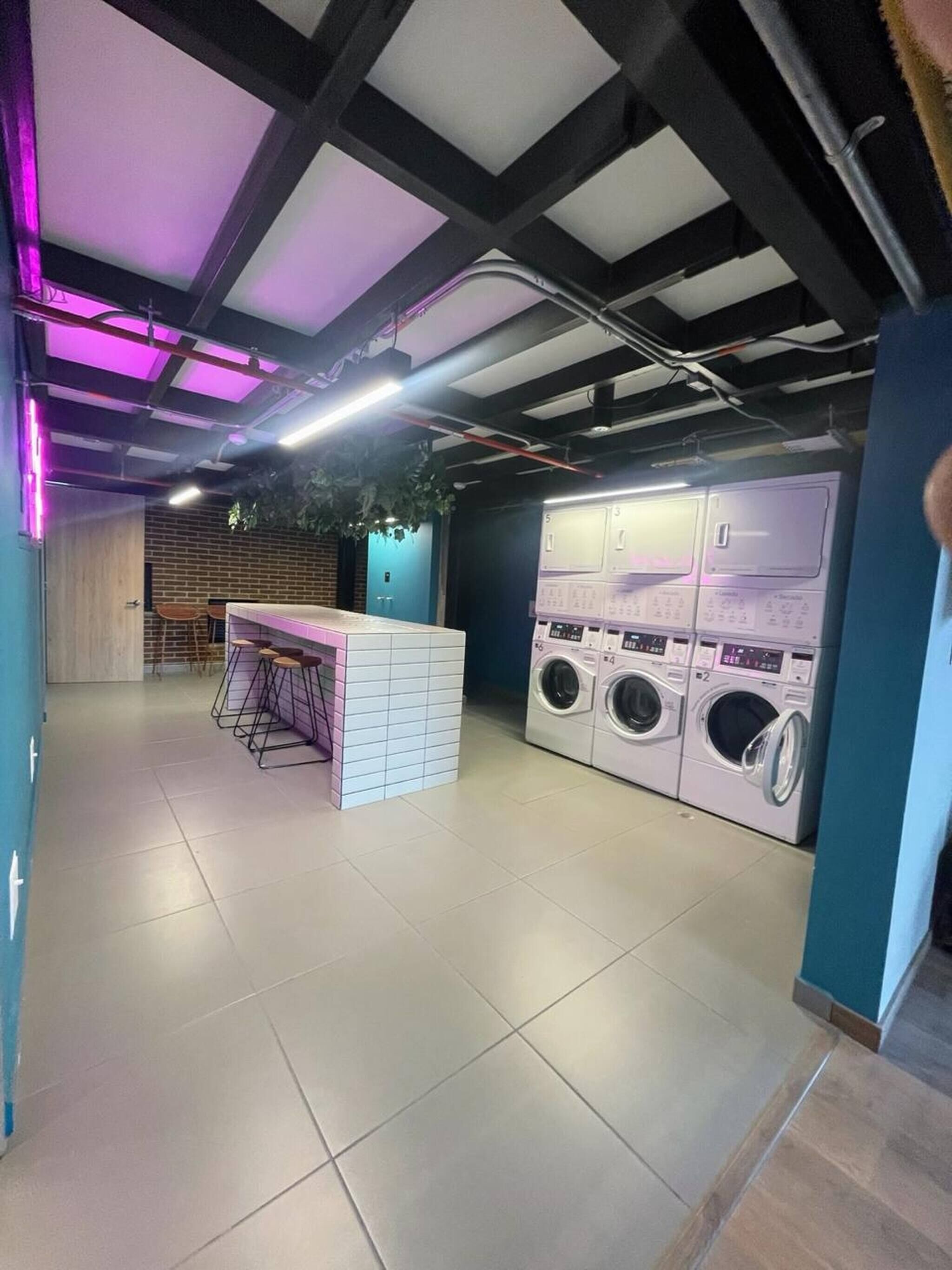 Apartment, 1 Bedroom, Accessible, City View | Laundry