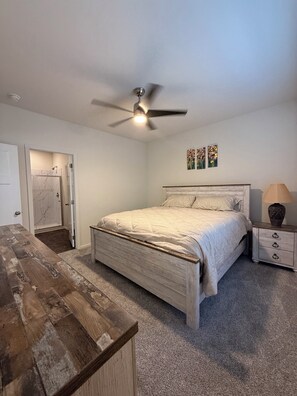 3 bedrooms, WiFi, bed sheets, wheelchair access