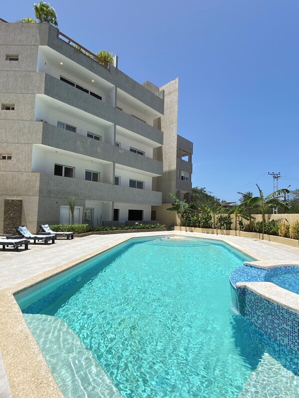 Piscina a l'aire lliure