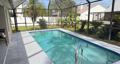 Delightful 4-bedroom house with AC in Port Orange