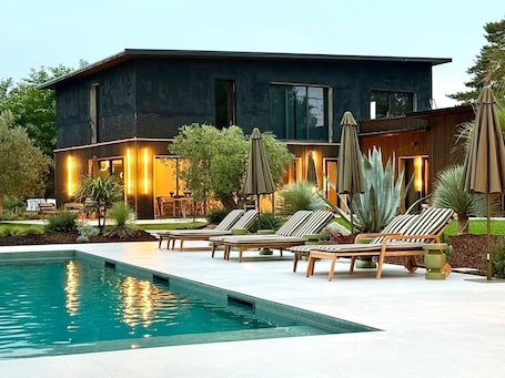 Deluxe Double Room | Free WiFi