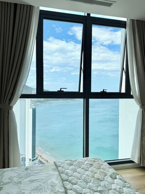 2 bedrooms, desk, free WiFi, bed sheets