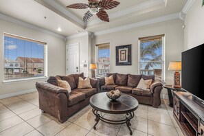 TV - Welcome to your South Padre Island getaway! A 2-minute stroll from door 2 beach! (South Padre Island)