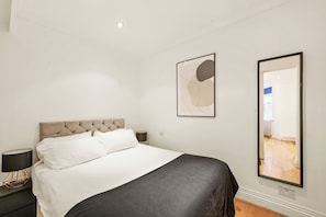 1 habitación, wifi y ropa de cama