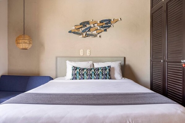 In-room safe, iron/ironing board, free WiFi