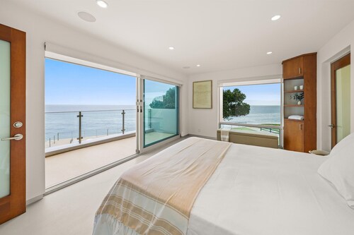 Santa Barbara Oceanfront Luxury + Beach Access