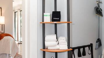 1 bedroom, desk, iron/ironing board, travel cot