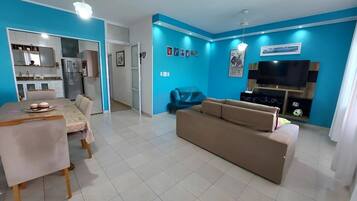 TV, lareira