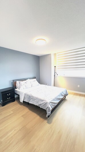 3 bedrooms, iron/ironing board, WiFi