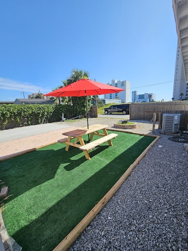 Private Beachside RV/Camper Parking Space in Daytona Beach Shores