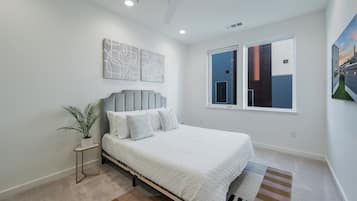 3 bedrooms, internet, bed sheets