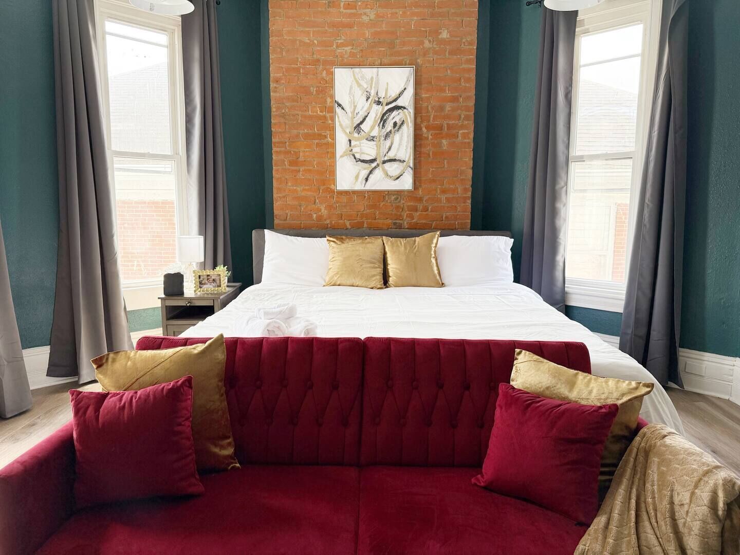 1 chambre, bureau, fer et planche à repasser, Wi-Fi